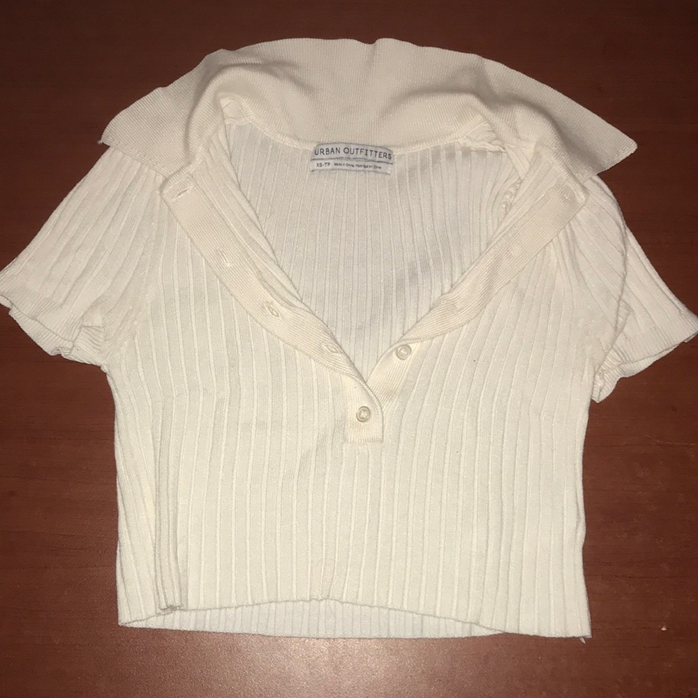 UO Button up crop